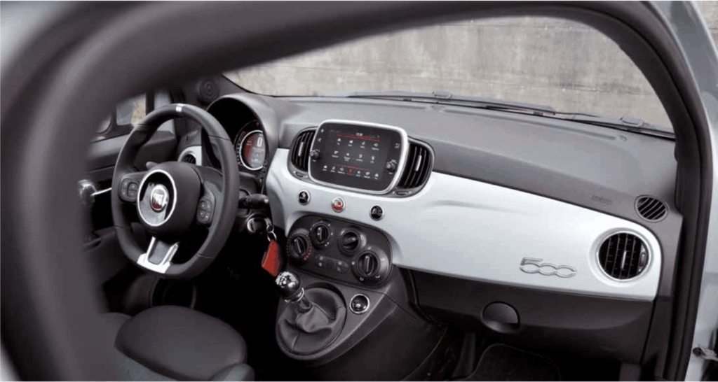 Fiat 500 Hybrid intérieur