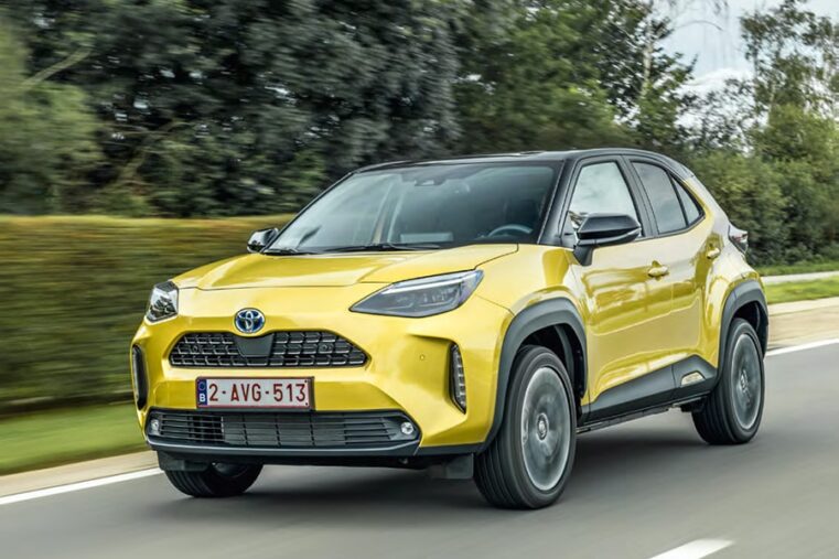 yaris cross hybride