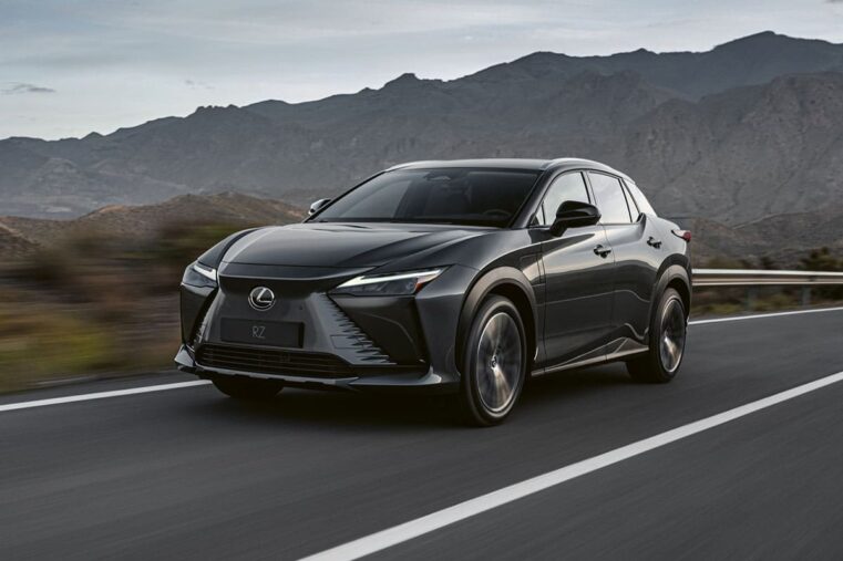 Lexus RZ 450e