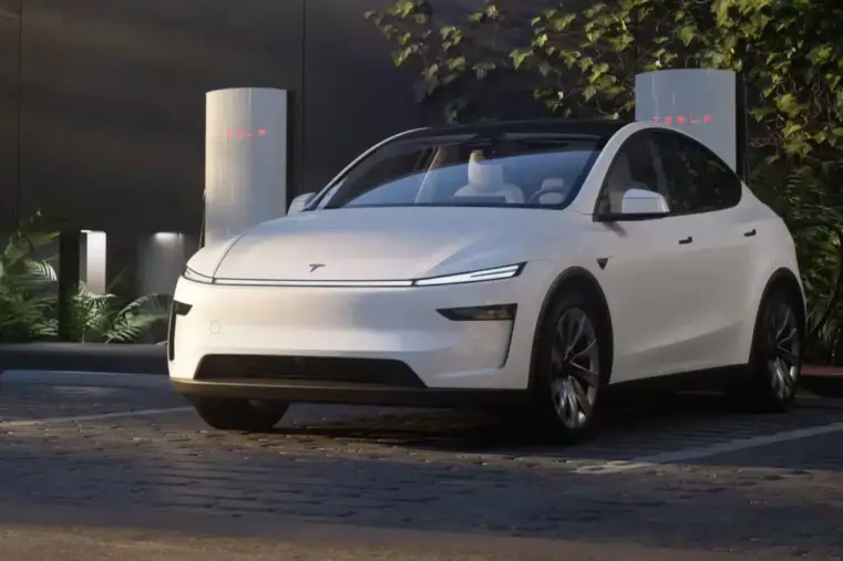 Tesla Model Y 2025