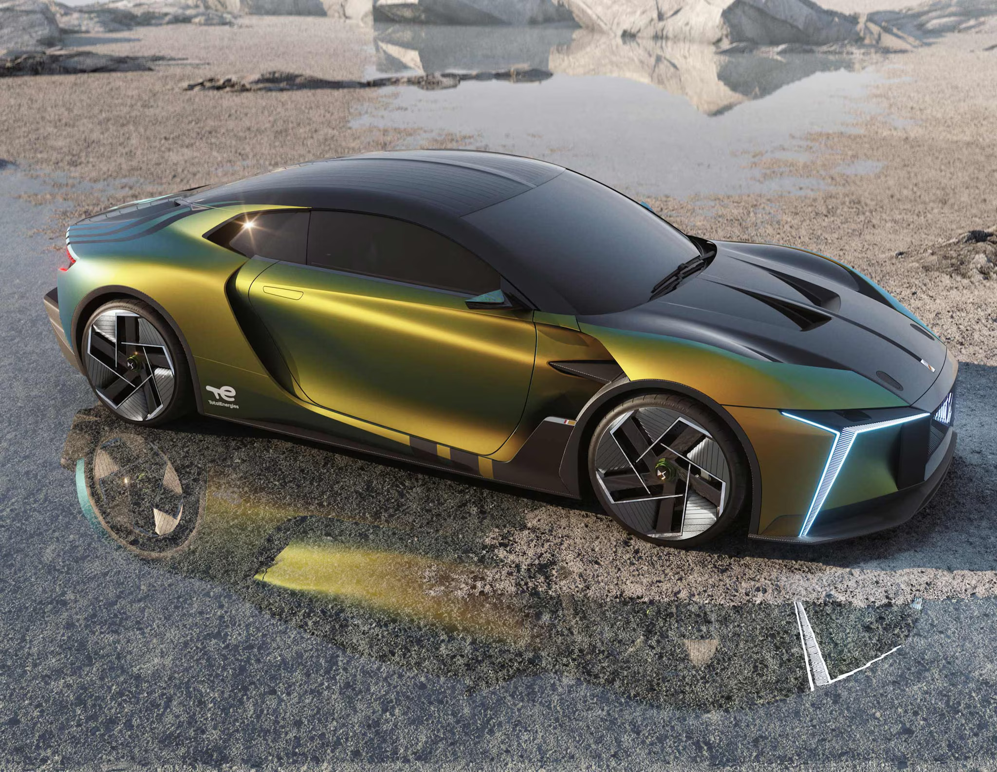 DS E-Tense Performance concept car électrique teinte dichroïque effet scarabée
