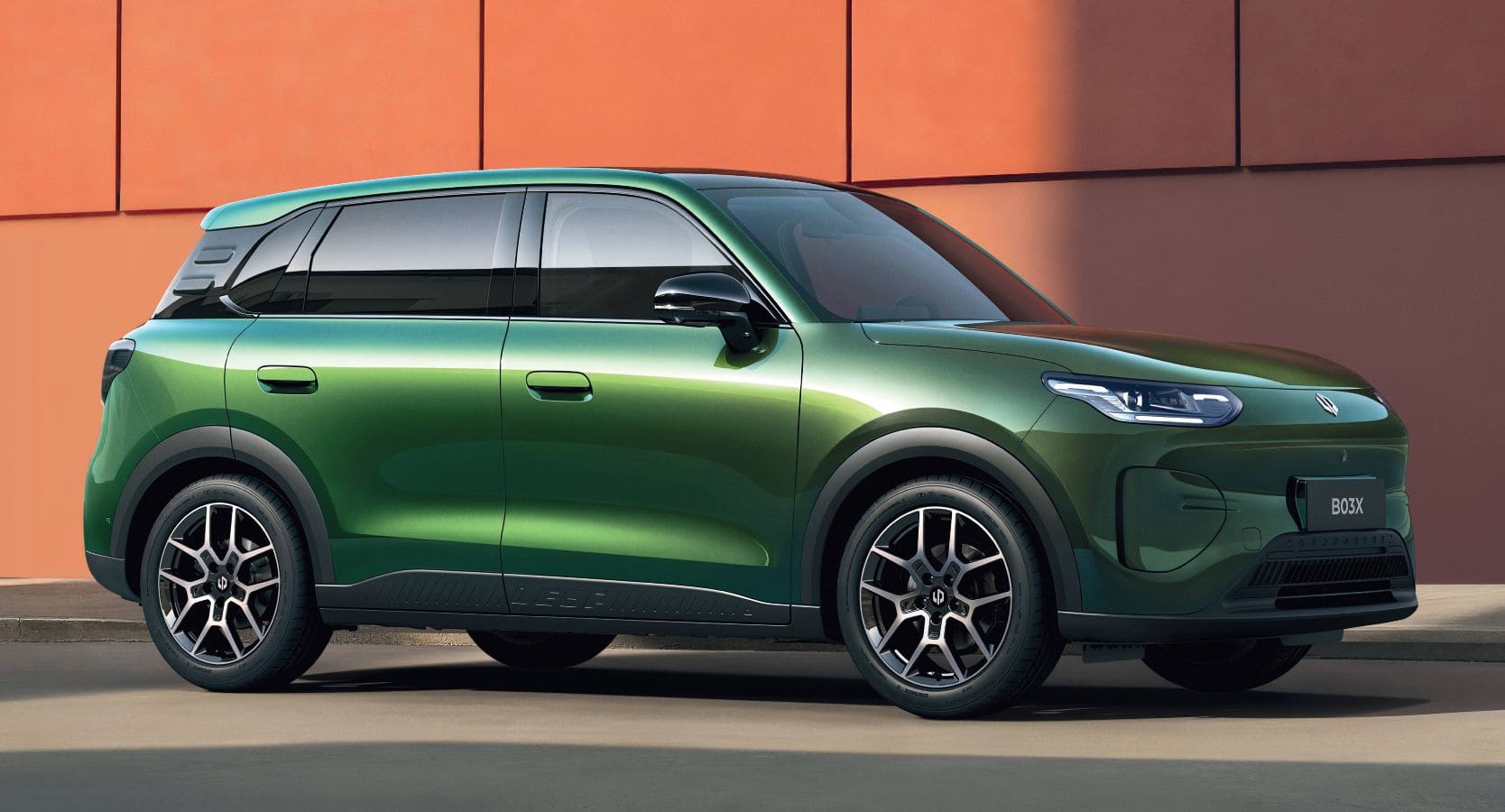 Leapmotor B03X SUV électrique vert vue de profil design moderne