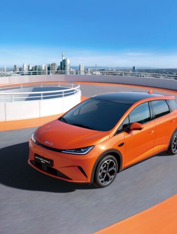 BYD Dolphin G DM-i 2026 coloris orange lancement Europe segment B