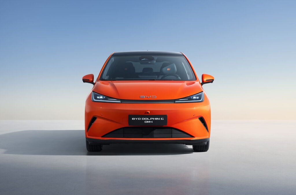 BYD Dolphin G DM-i 2026 coloris orange lancement Europe segment B