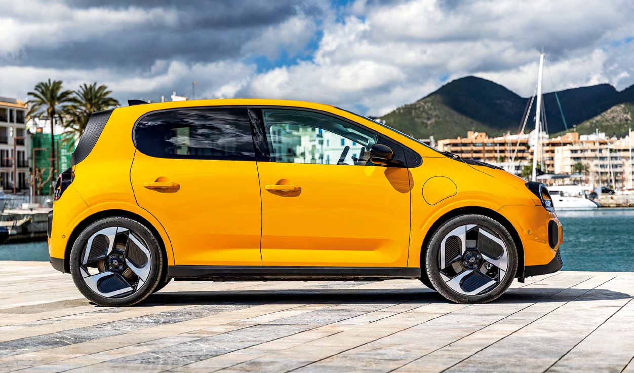Profil de la Renault Twingo E-Tech